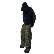 Load image into Gallery viewer, TRACK JEANS (CAMO)