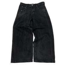 Load image into Gallery viewer, TRACK JEANS (BLACK/BLACK)