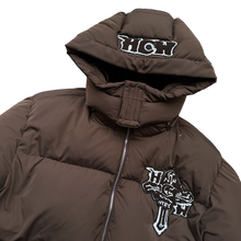 Load image into Gallery viewer, V2 PUFFA JACKET (BROWN)