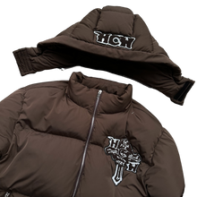 Load image into Gallery viewer, V2 PUFFA JACKET (BROWN)