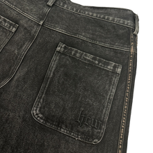 Load image into Gallery viewer, TRACK JEANS (BLACK/BLACK)