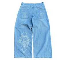 Load image into Gallery viewer, V2 SKULL JEANS (BLUE)