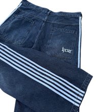 Load image into Gallery viewer, TRACK JEANS (NAVY/WHITE)