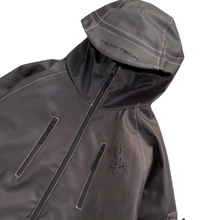 Load image into Gallery viewer, HEAT REACTIVE SKI JACKET (PRE ORDER)