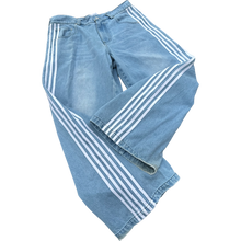 Load image into Gallery viewer, TRACK JEANS (BLUE)