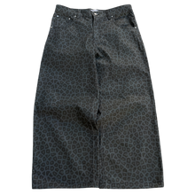 Load image into Gallery viewer, LEOPARD DENIM