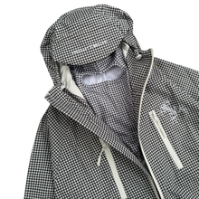 Load image into Gallery viewer, TECH JACKET (BLACK PLAID)